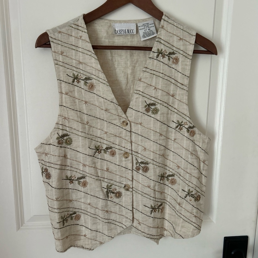 VTG Casey & Max Womens M 90s Y2K Vest Beige Floral Embroidered Cottagecore